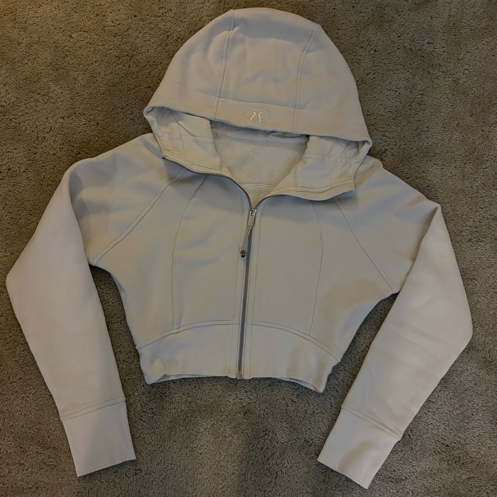 Lululemon Full Zipped Cropped Hoodie